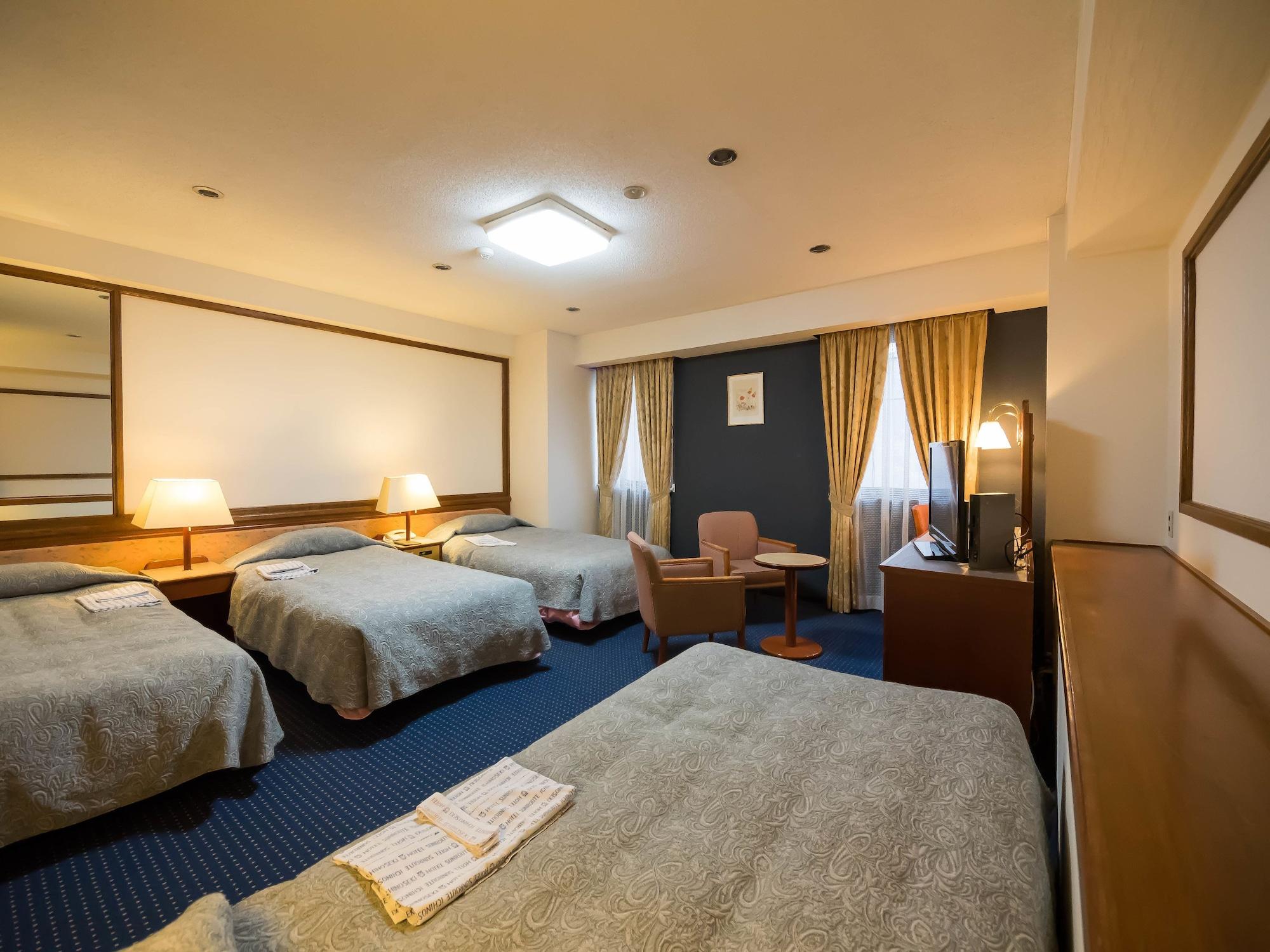 Hotel Matsunoka 3*